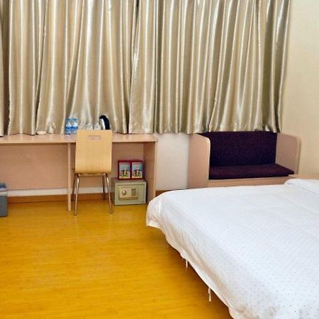 Yimi Inn Shiqiao Metro Sation Pedestrian Street Branch قوانغتشو المظهر الخارجي الصورة