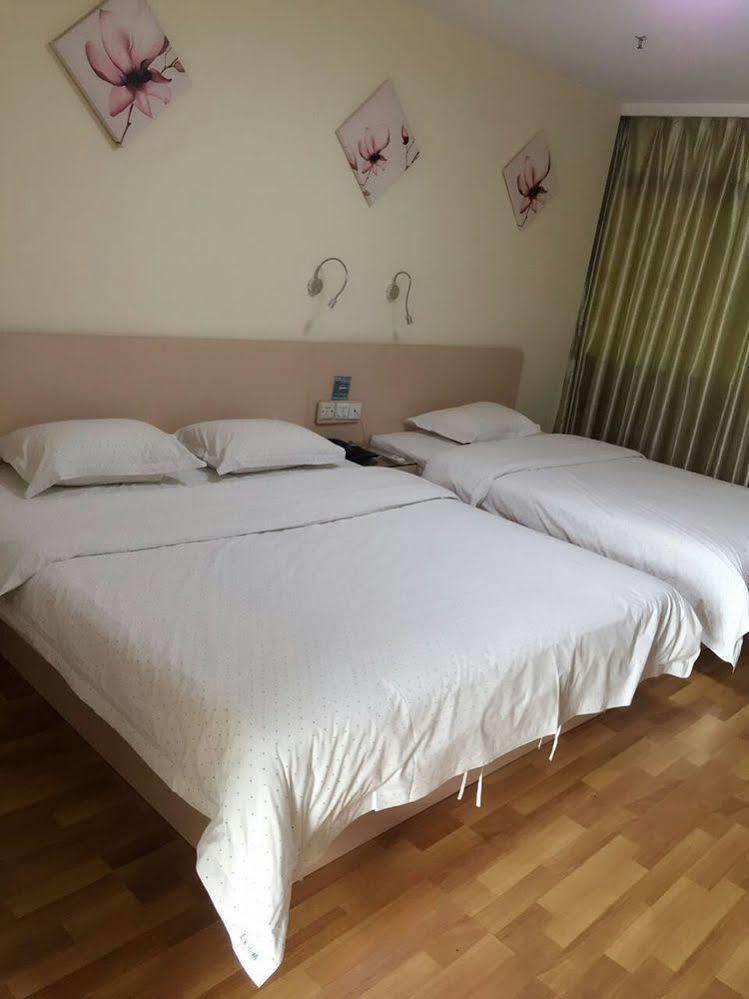 Yimi Inn Shiqiao Metro Sation Pedestrian Street Branch قوانغتشو المظهر الخارجي الصورة