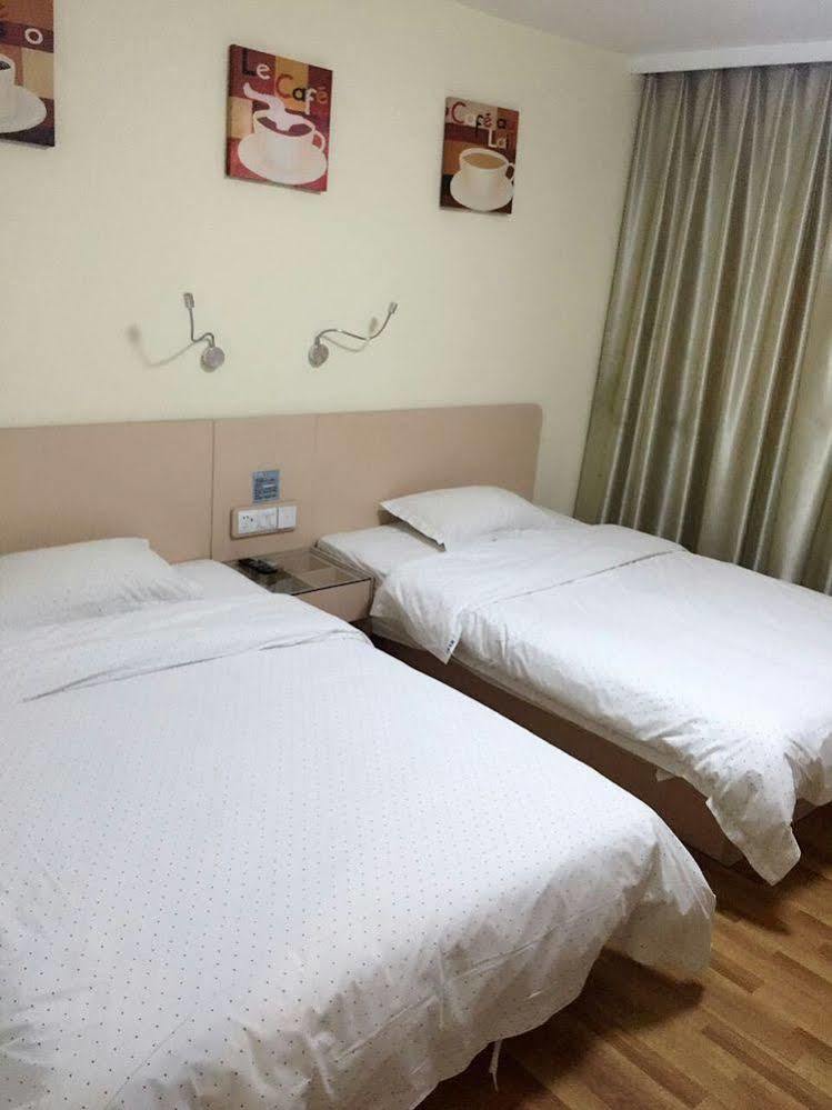 Yimi Inn Shiqiao Metro Sation Pedestrian Street Branch قوانغتشو المظهر الخارجي الصورة